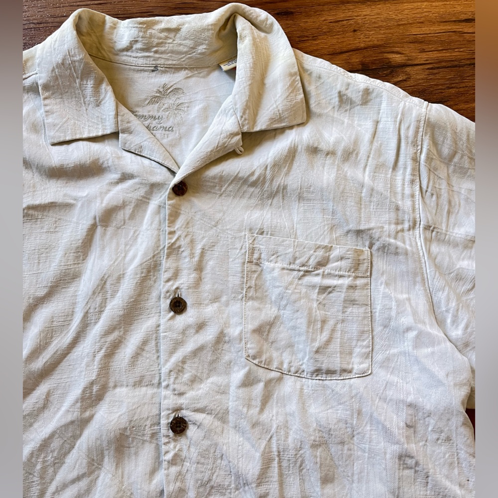 Tommy Bahama Men's M Beige Floral Silk Short Sleeve Button Front Shirt